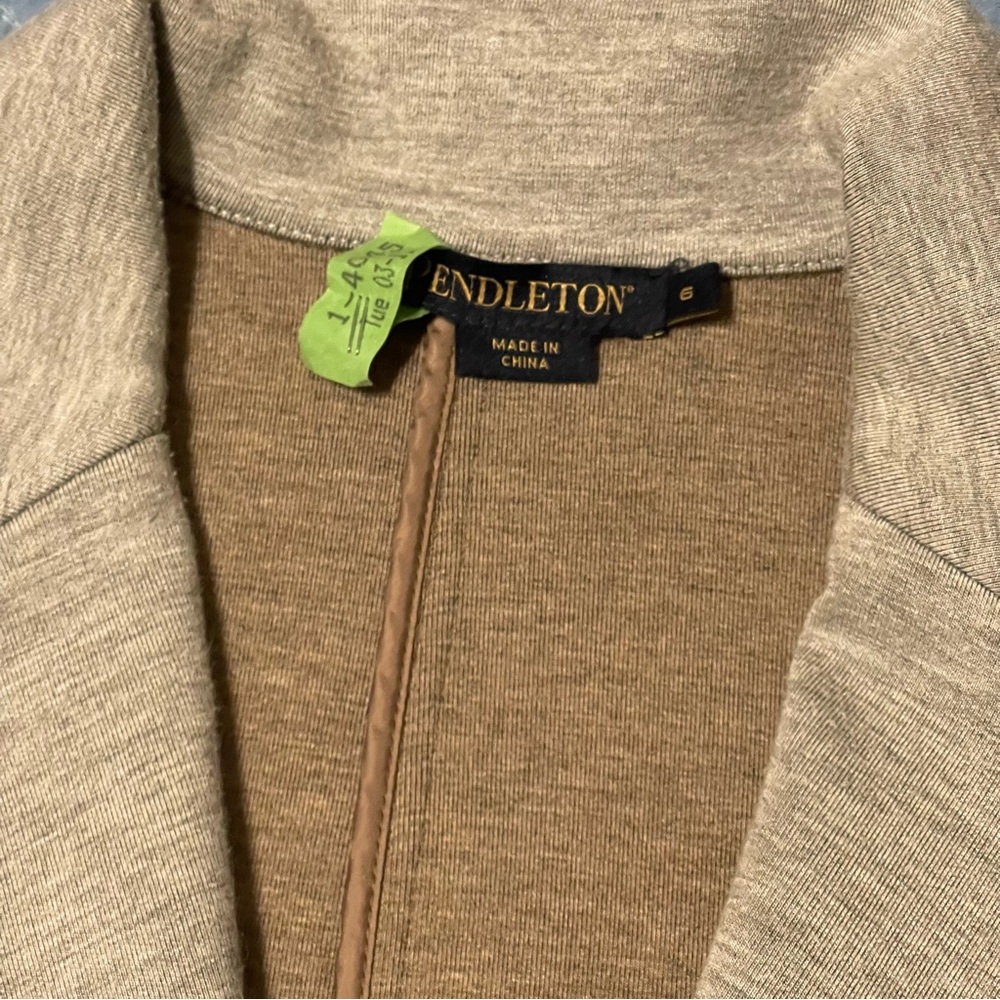 Pendleton Women’s Light Gray 2-Button Blazer Jack… - image 4